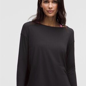 Lululemon Athletica Black back in action Long Sleeve Top